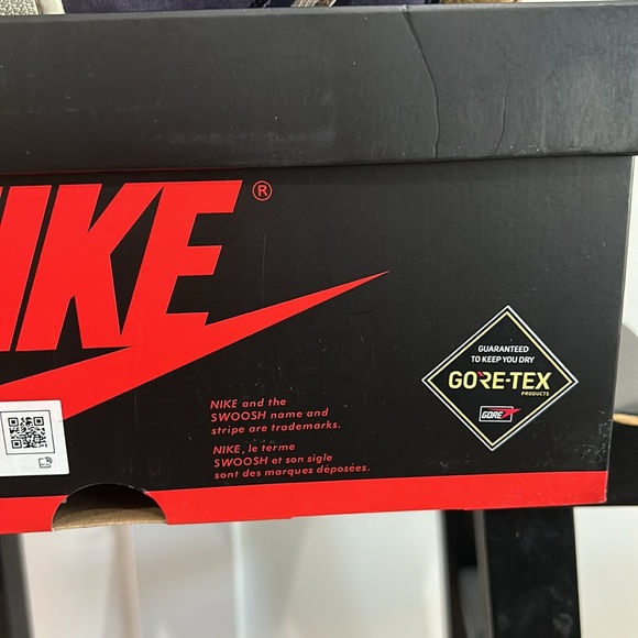 Air Jordan 1 High Element GORE-TEX 'Sky J Purple' - size US 15 - Picture 7 of 8